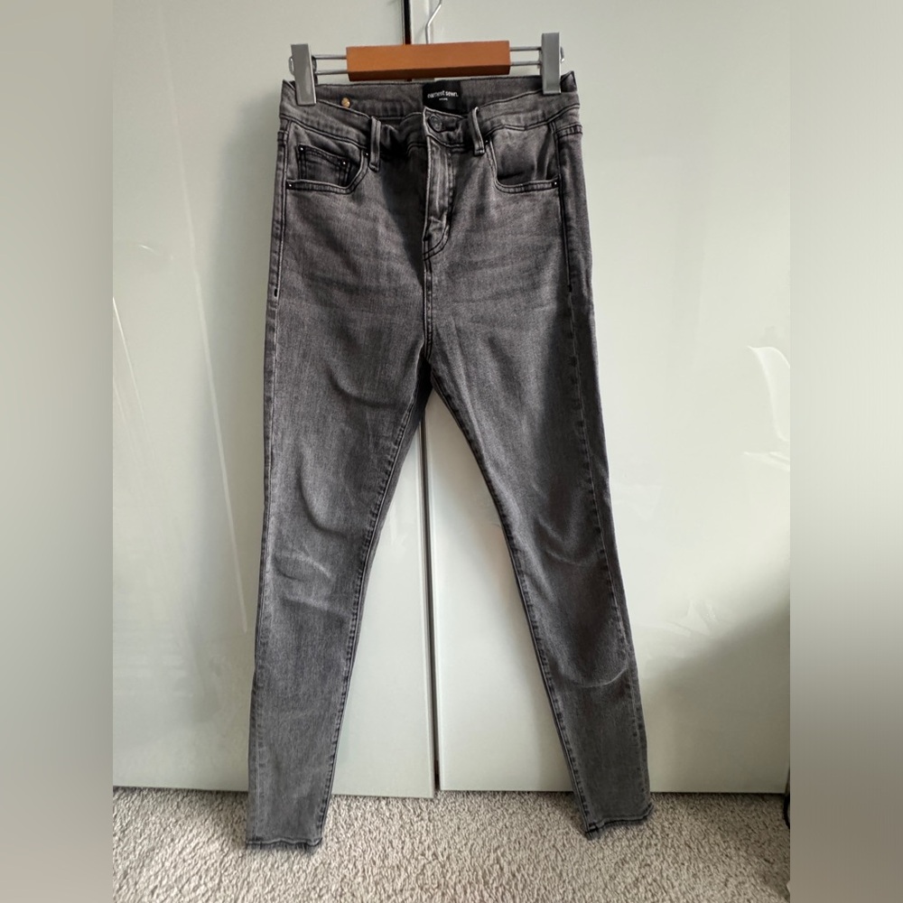 Earnest sewn gray jeans size 25